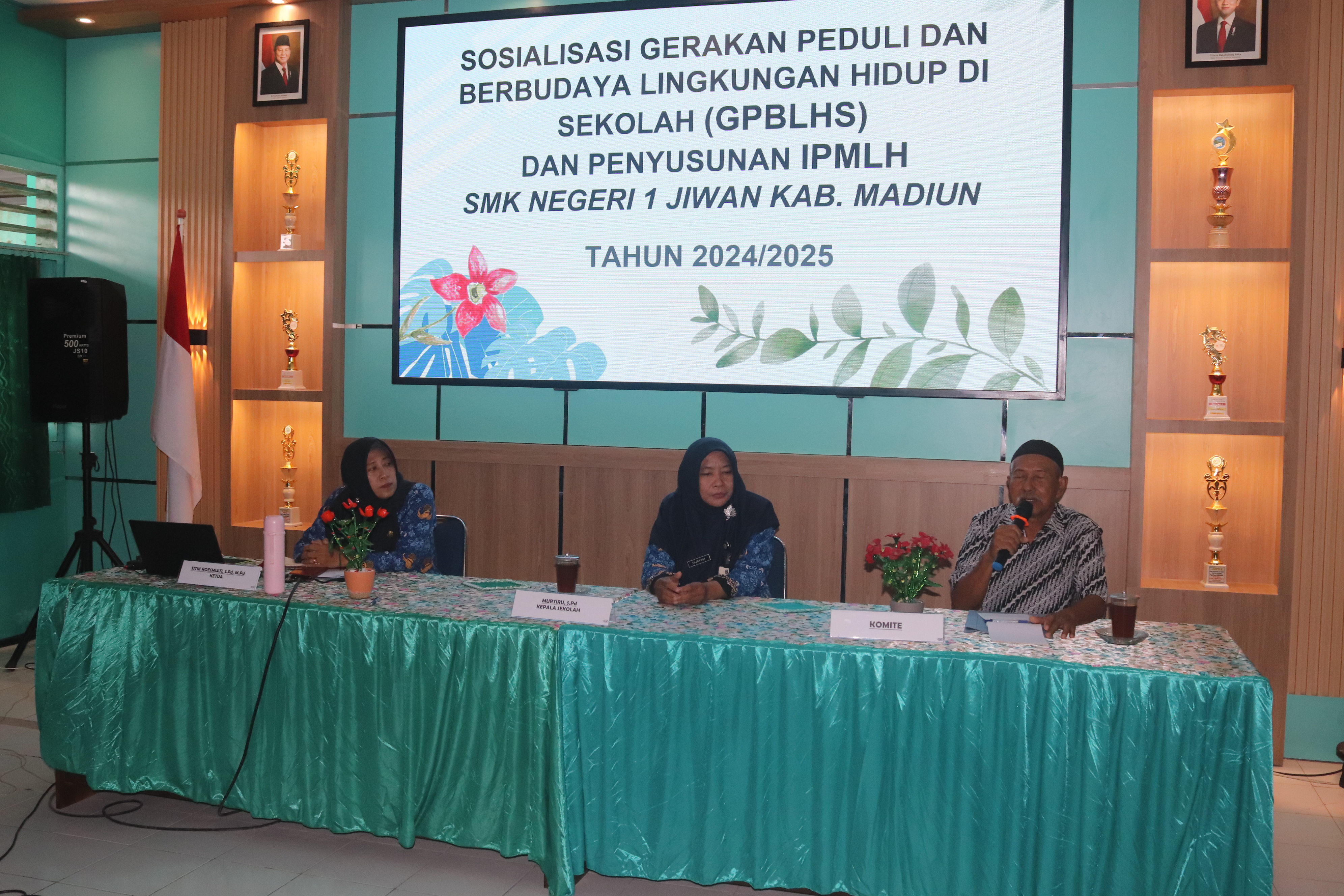 SMK Negeri 1 Jiwan Maju Menuju Sekolah Adiwiyata